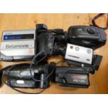 A Minolta dynax 505 SI camera, a Canon EDS 300 camera & lenses (cased) together with various