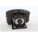 Coronet Vogue Circa 1930s With Case This camera is WORKING and in a vintage condition Bakelite is