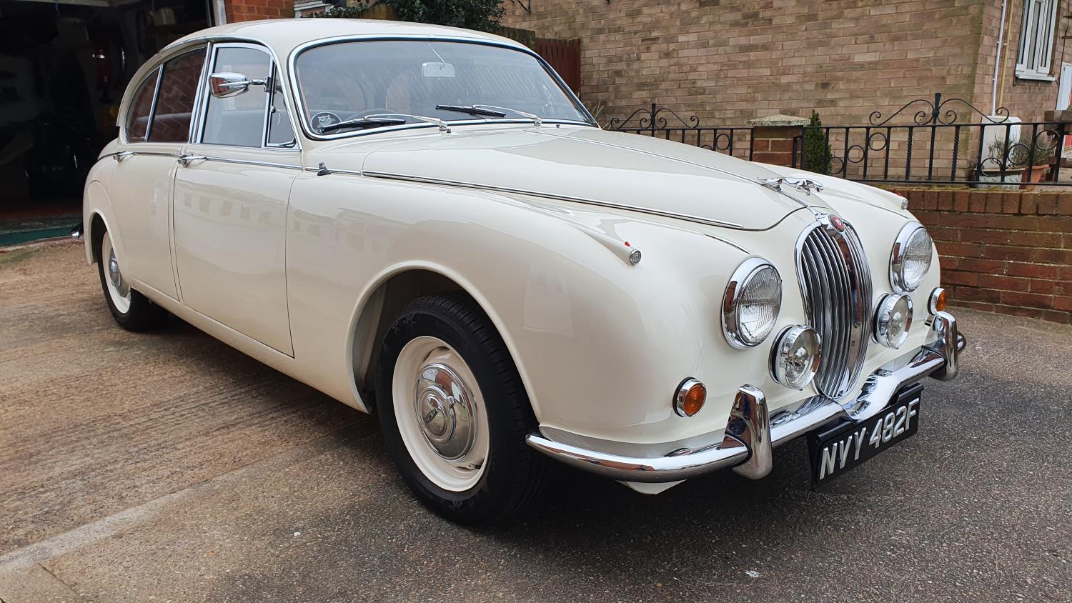 1968 Jaguar 240, 2483 cc. Registration number NVY 482F. Chassis number 1J2722DN. Engine number 7J