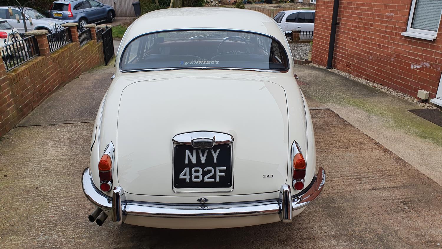 1968 Jaguar 240, 2483 cc. Registration number NVY 482F. Chassis number 1J2722DN. Engine number 7J - Image 8 of 30