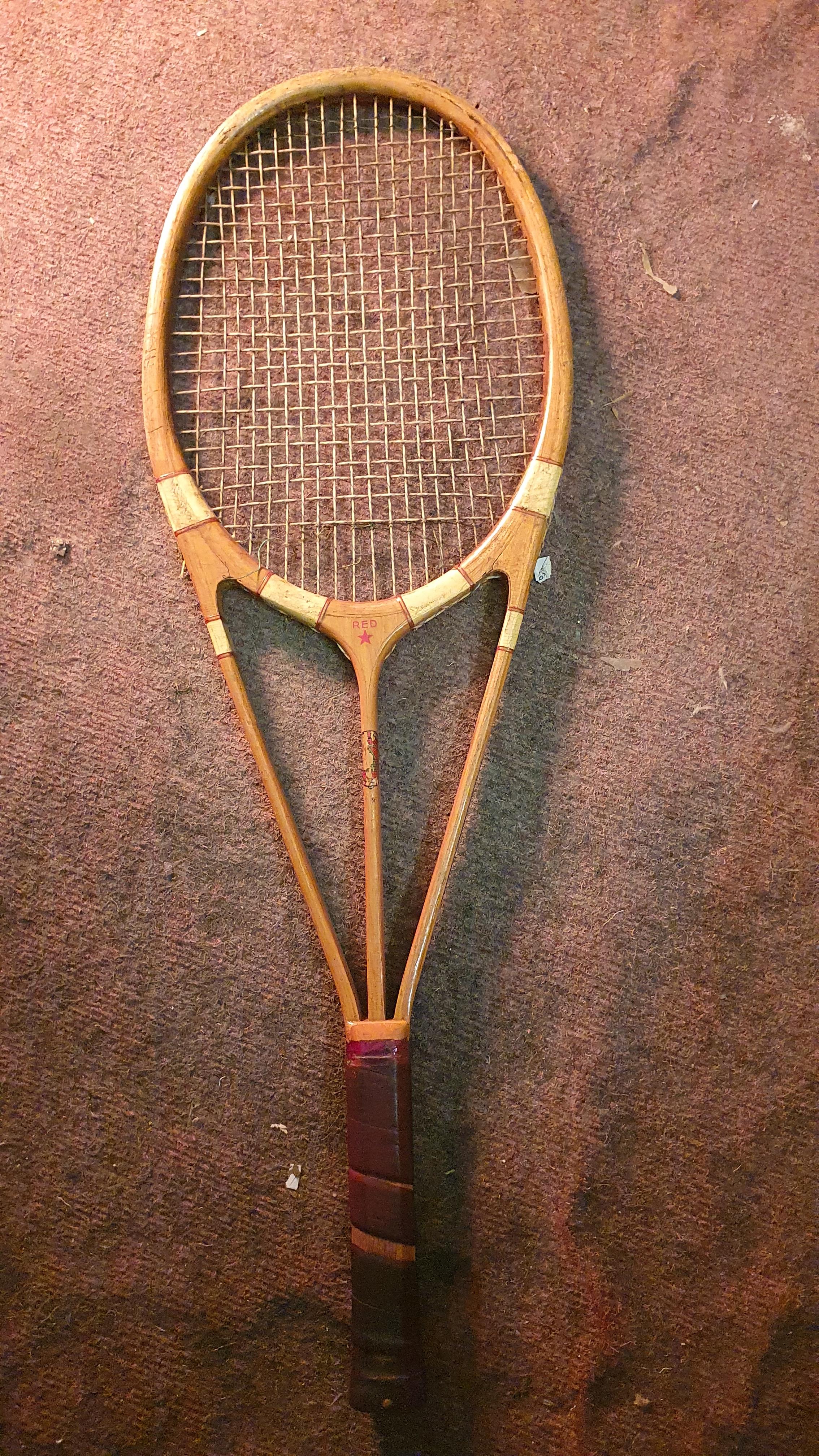 A Hazell`s Streamline Patented tennis racket, with red star, supplied by Crawfords of Hull, an 18 - Image 3 of 7