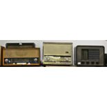 A Ferranti 005 Bakelite valve radio, a Murphy valve radio and a Ferranti A1016 valve radio (3).