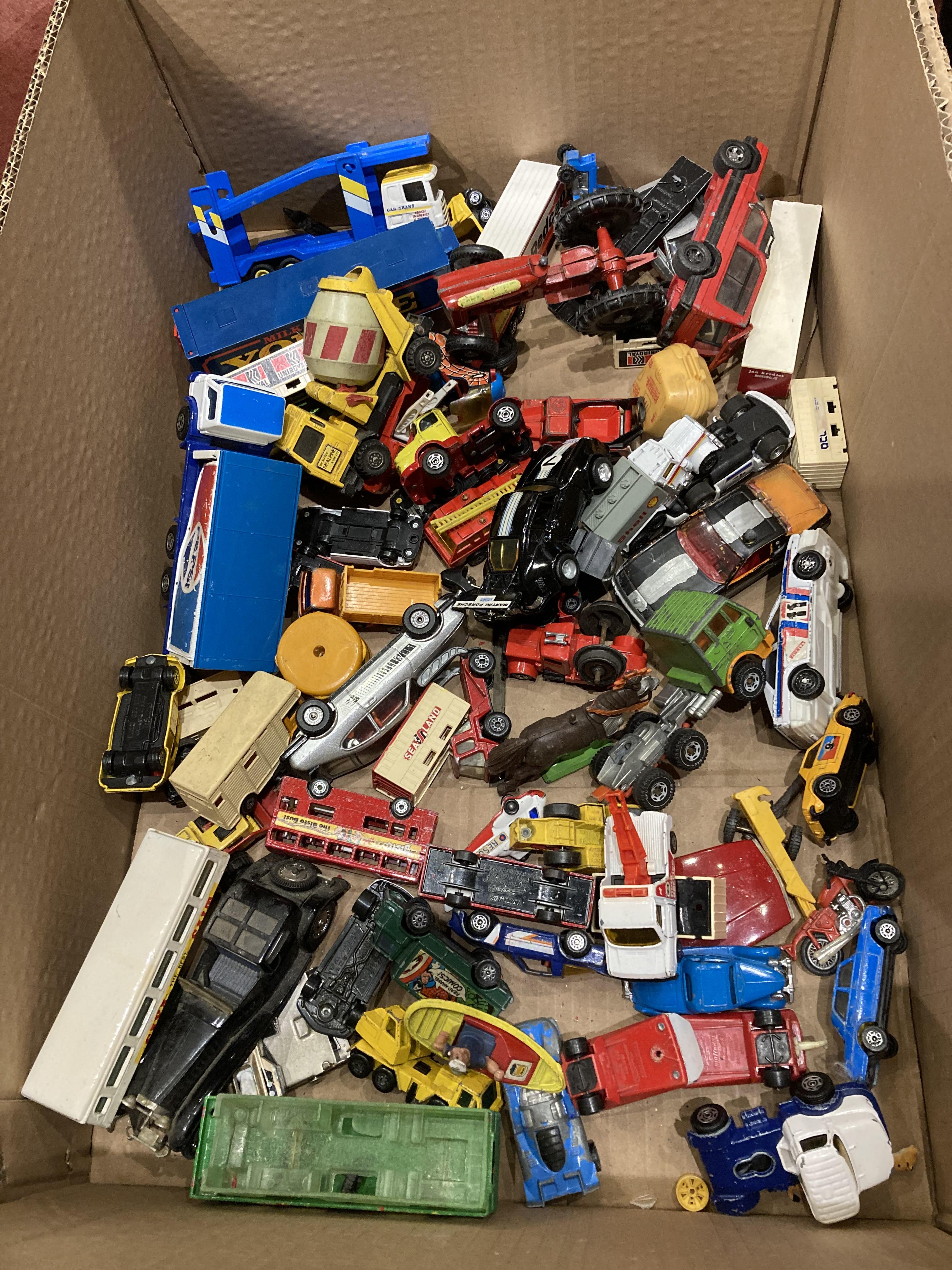 A collection of play worn die-cast models including- matchbox superkings togther with boxed modern - Image 3 of 3