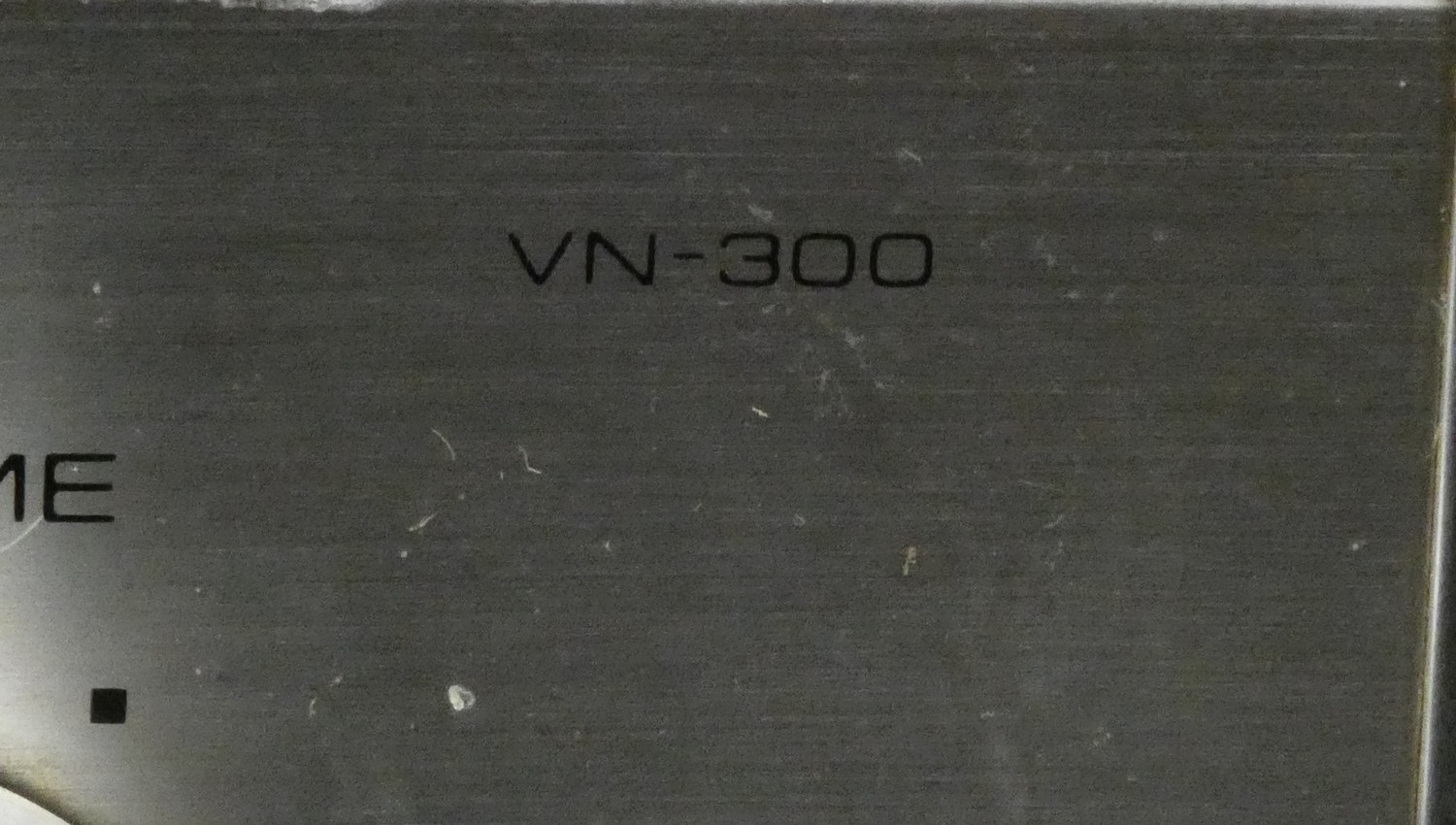 A JVC VN-300 amplifier from the 70?s, together with a JVC Model L-F41 direct drive turntable from - Image 3 of 10