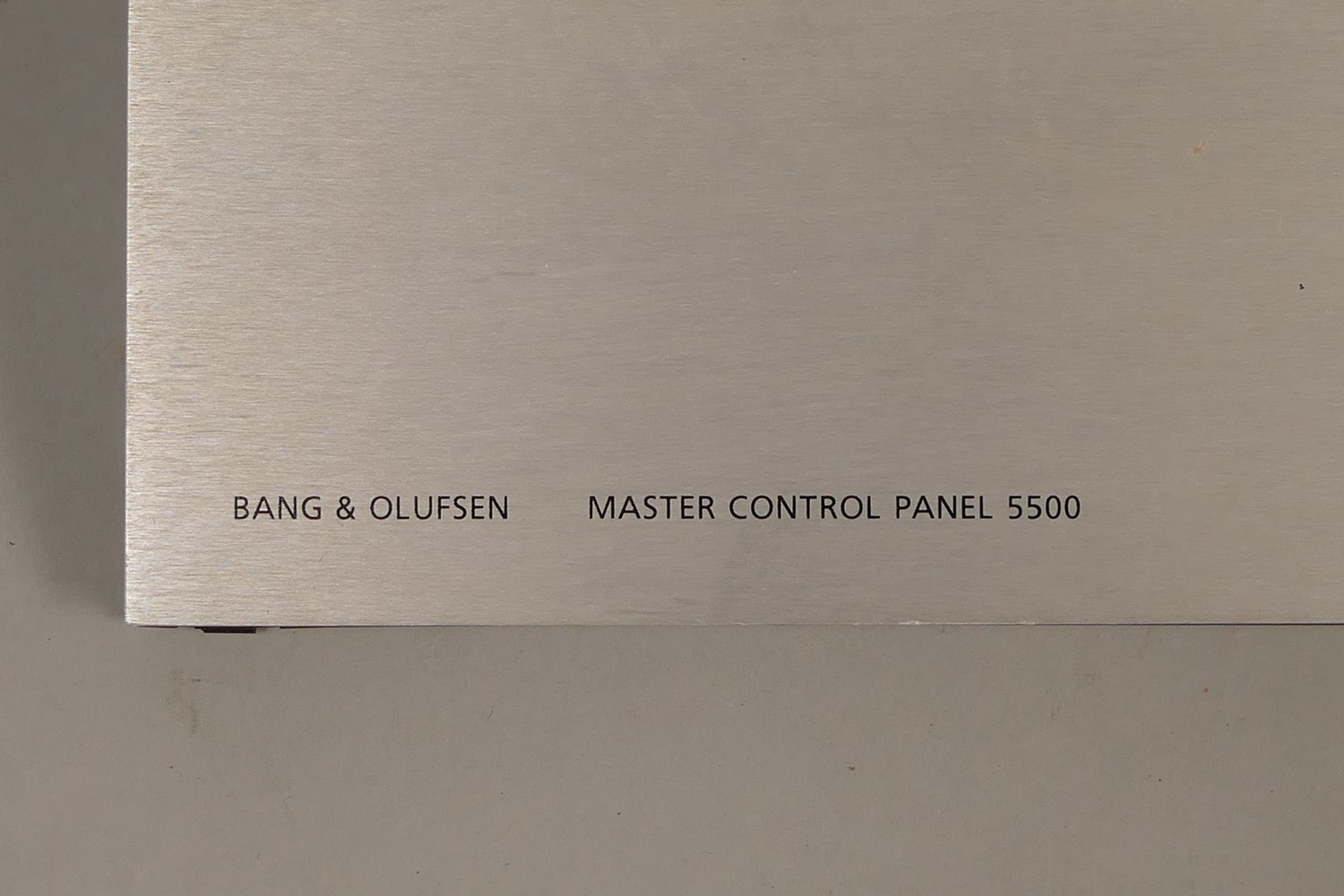 A 1980s Bang & Olufsen 5500 master control panel, complete with owners manual. - Image 3 of 5