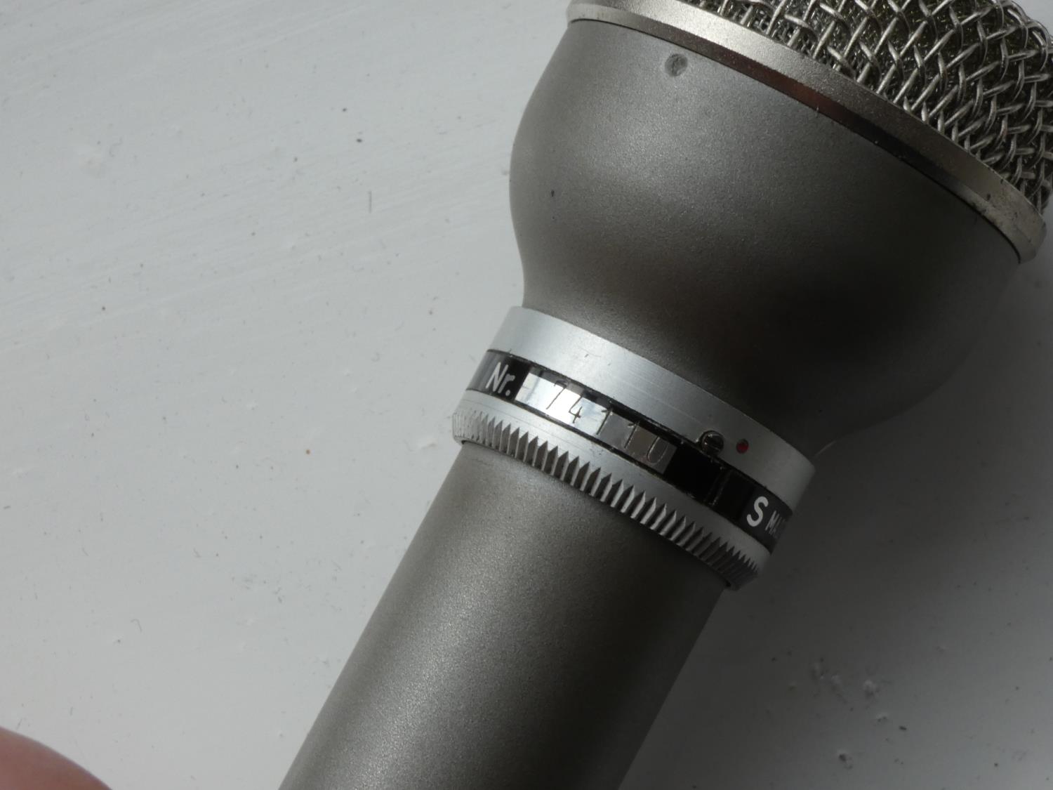 An AKG D19 microphone in original box together with another AKG D19 - Image 4 of 7