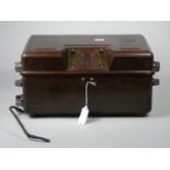 A Philips 2533 Valve Radio circa 1930, Bakelite, Size 360 x 210 x 180 mm. c1930-32. Bakelite Case.