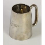 An Edwardian silver christening mug, Birmingham 1903, period engraved RUTH, 9cm, 4oz.