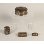 A silver trinket box, Birmingham 1924, and three modern silver pill boxes (4).