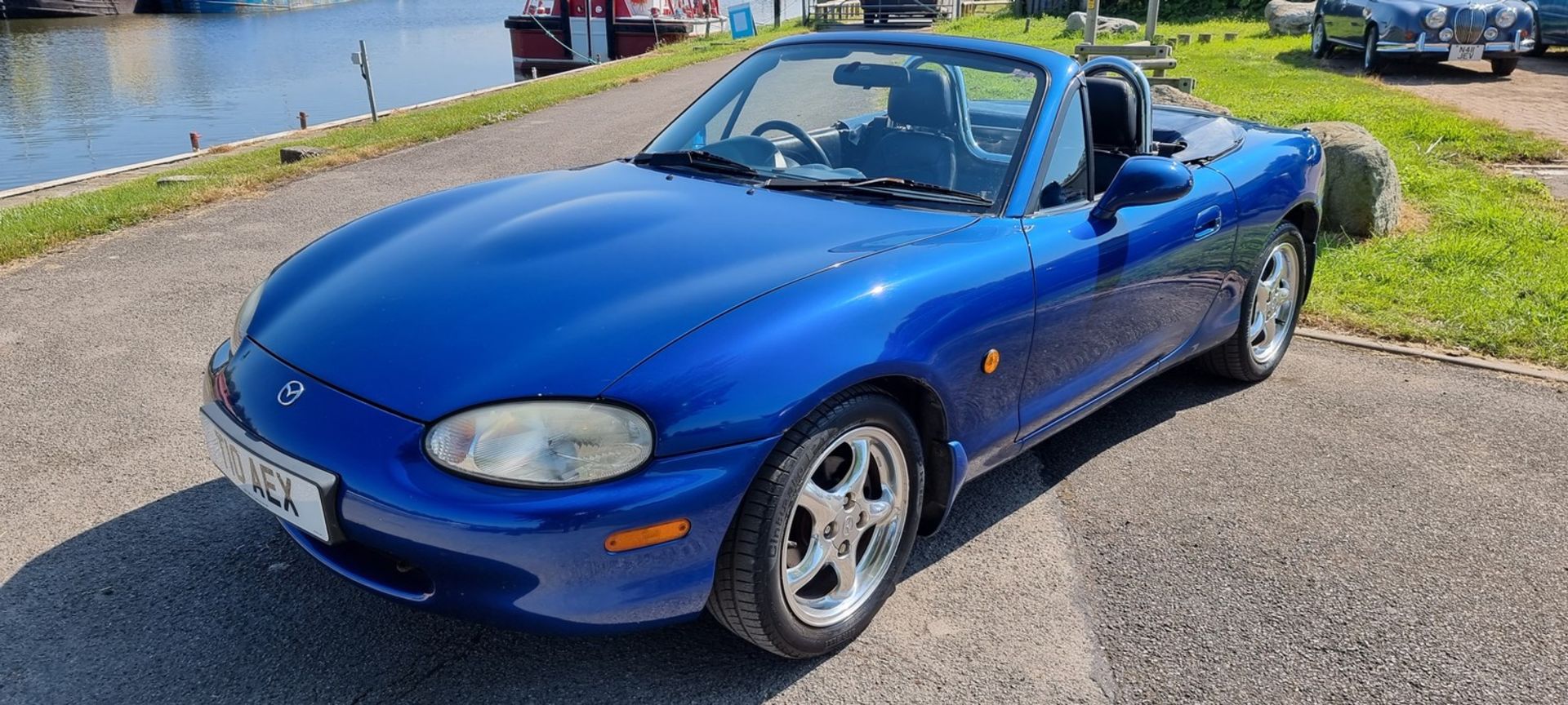 1999 Mazda MX5 10th Anniversary, 1800cc. Registration number T10AEX. Chassis number - Image 2 of 16