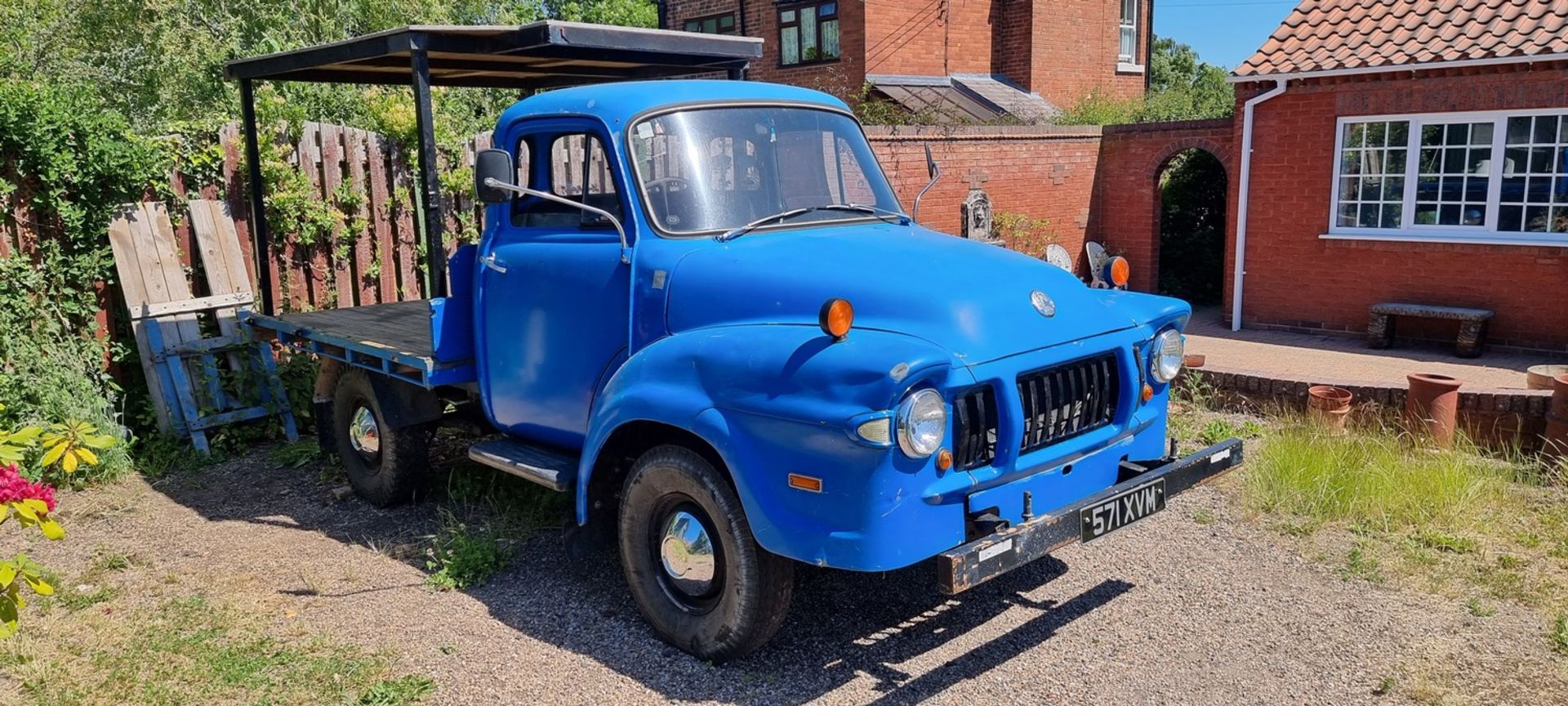 1962 Bedford JO truck, 2561cc. Registration number 571 XVM (non transferrable). Chassis number JOC - Image 2 of 17