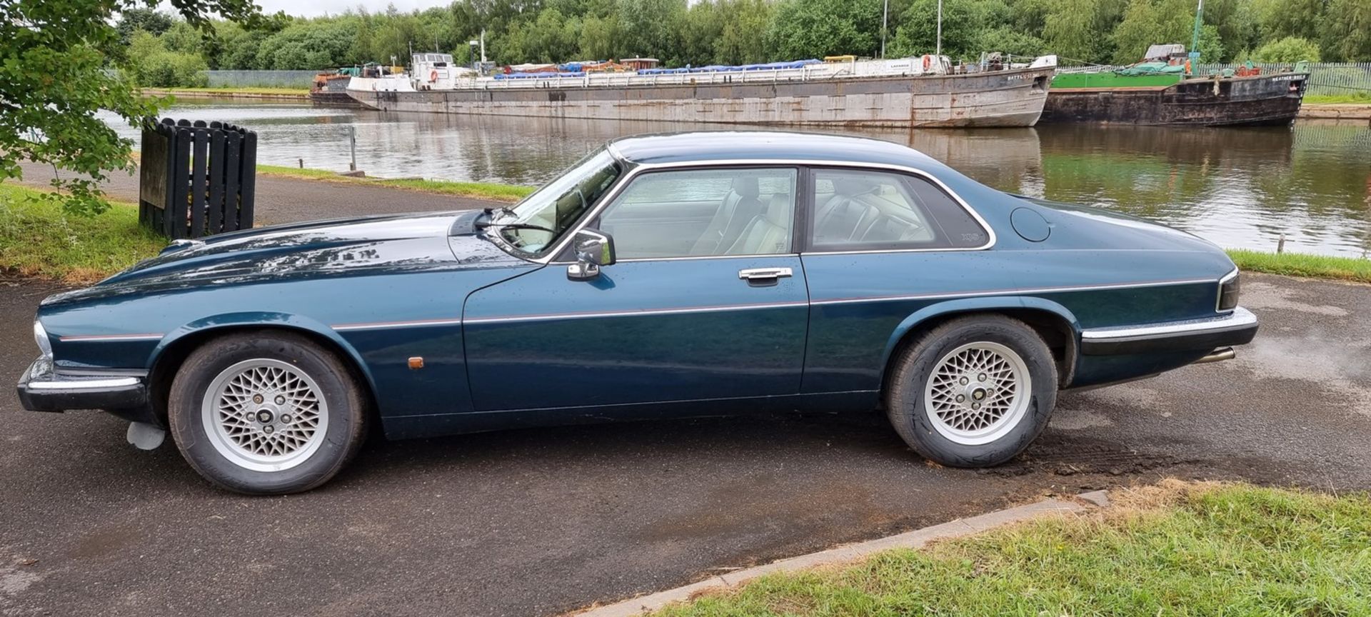 1991 Jaguar XJS Coupe, 3980 cc. Registration number J316 KRH. Chassis number SAJJNAED3EK180597. - Image 7 of 19