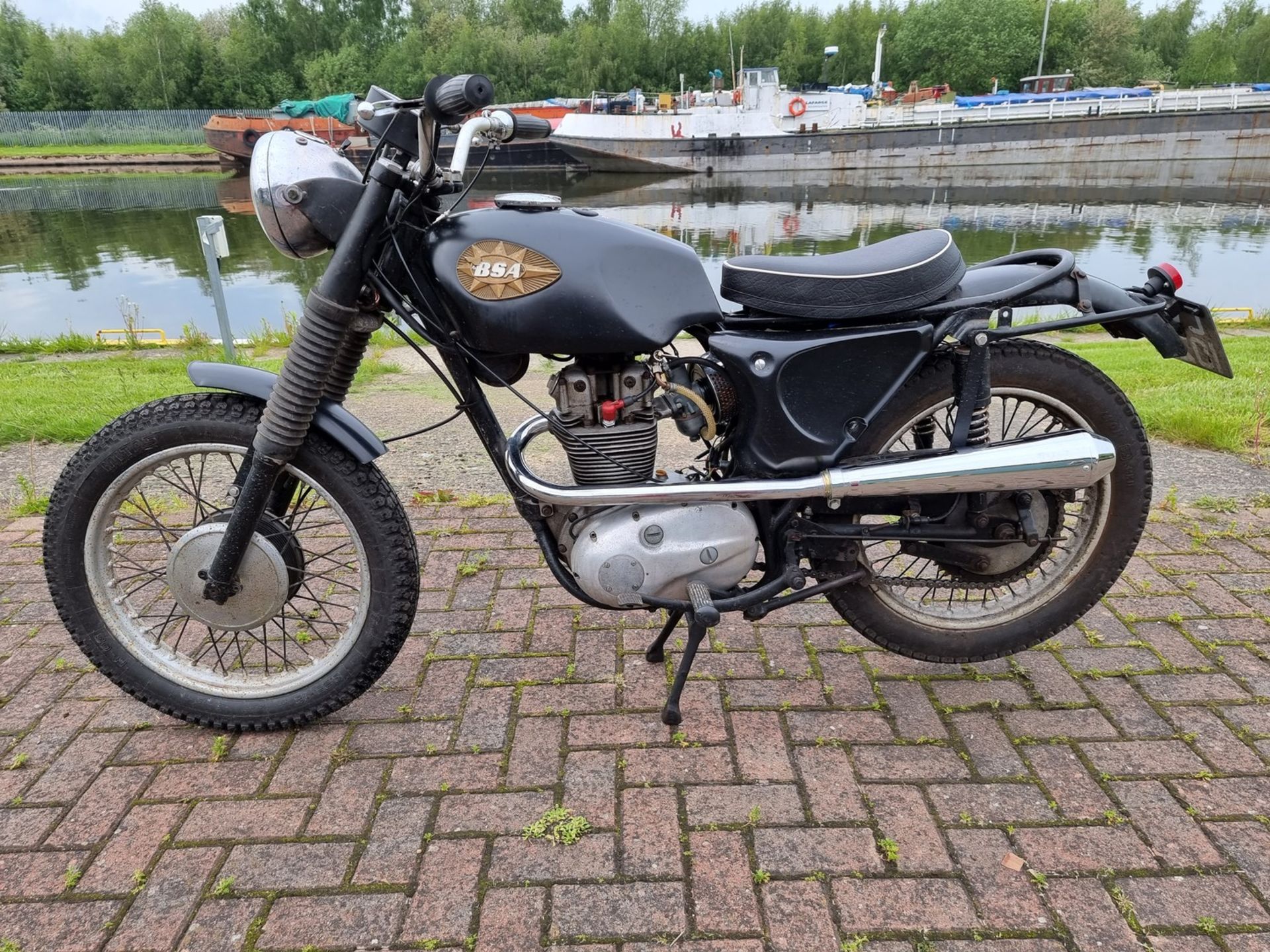 1968 BSA Starfire, 250 cc. Registration number CVG 102F. Frame number B25B 2452. Engine number - Image 2 of 13