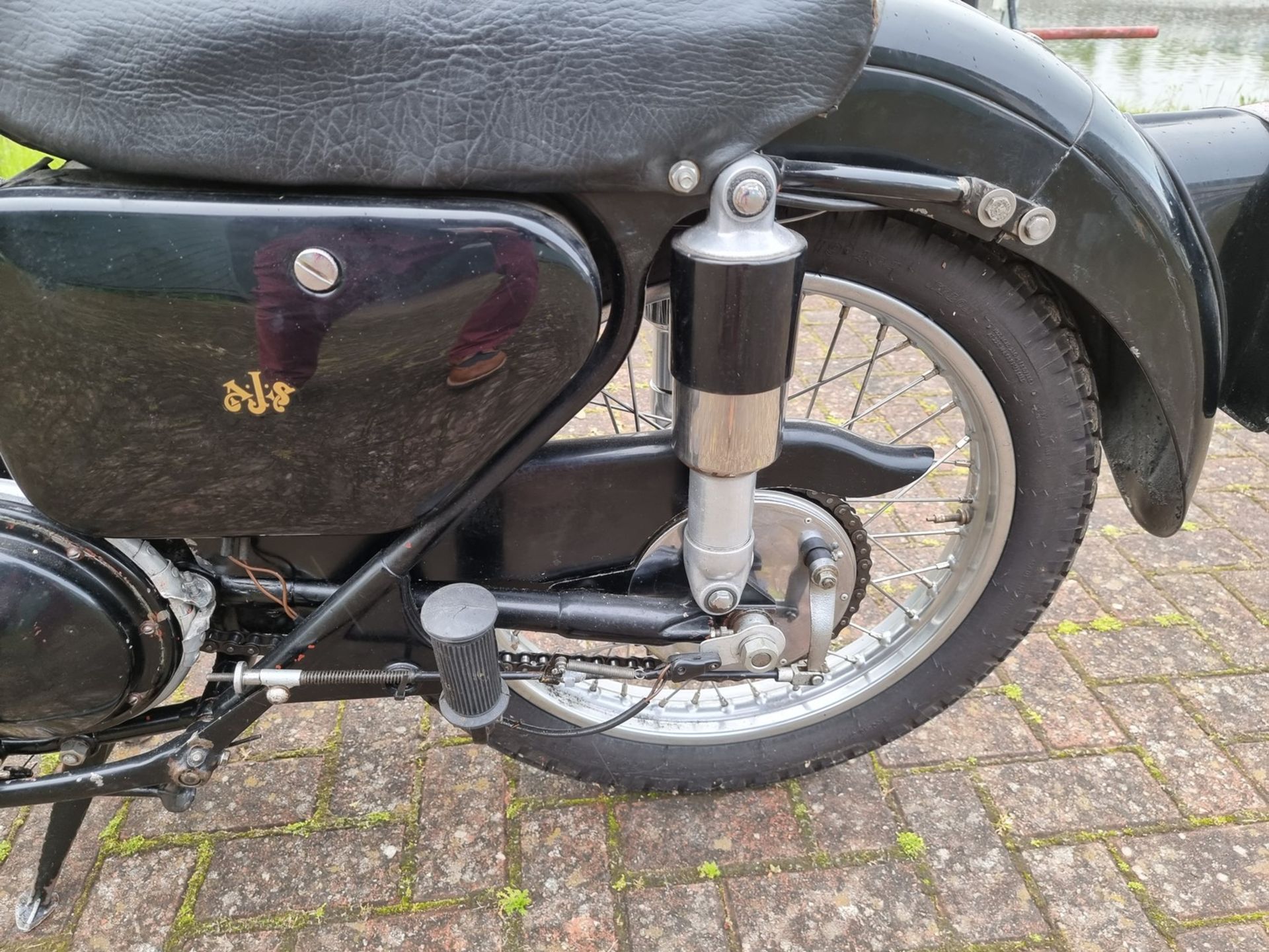 1956 AJS 16M, 350cc. Registration number KFV 338. Frame number A38236. Engine number 56/16MS - Image 8 of 14