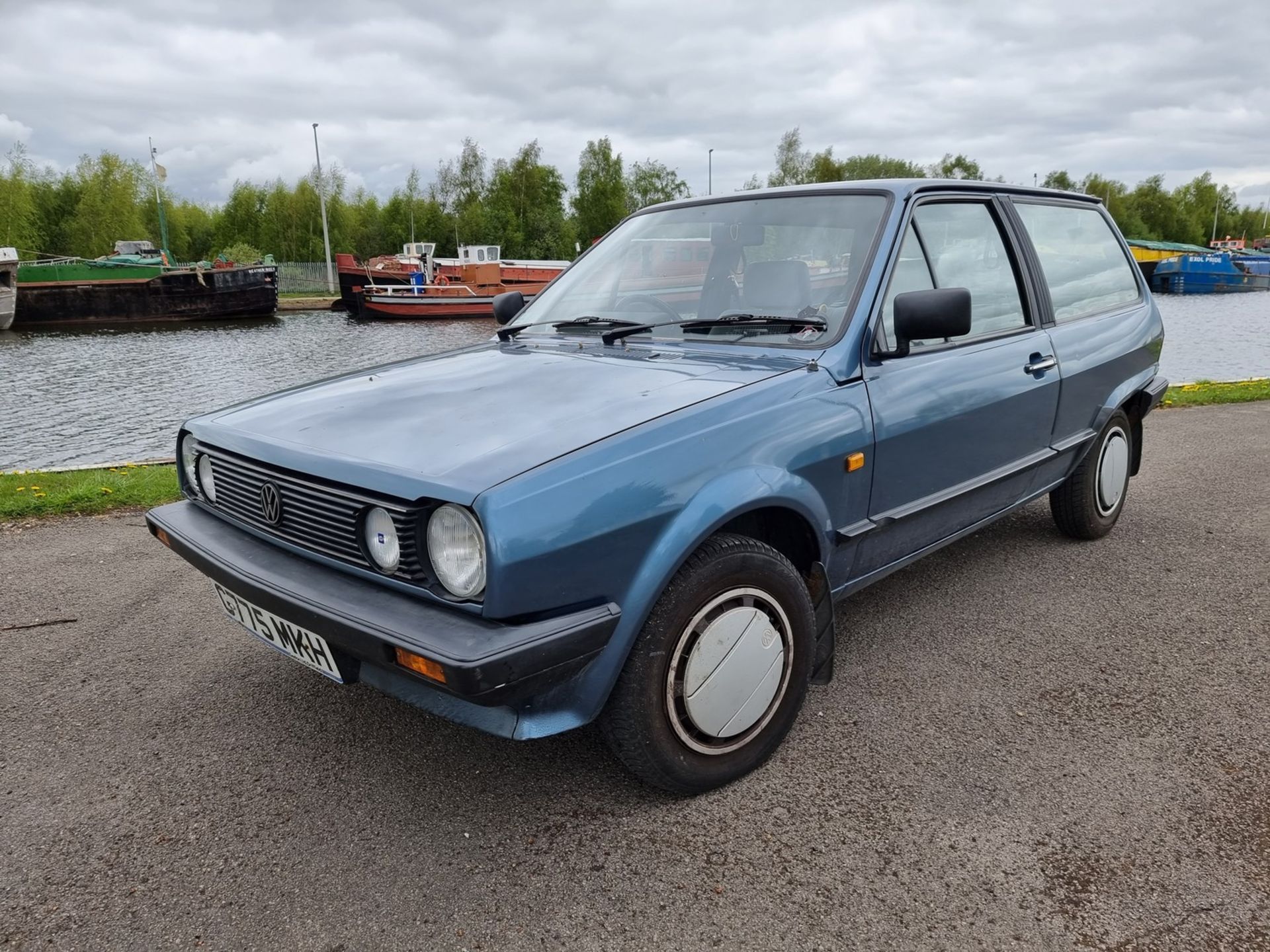 1989 VW Polo Mk2, 1272cc. Registration number G775 MKH. Chassis number WVWZZZ80ZKW168973. Engine - Image 2 of 16