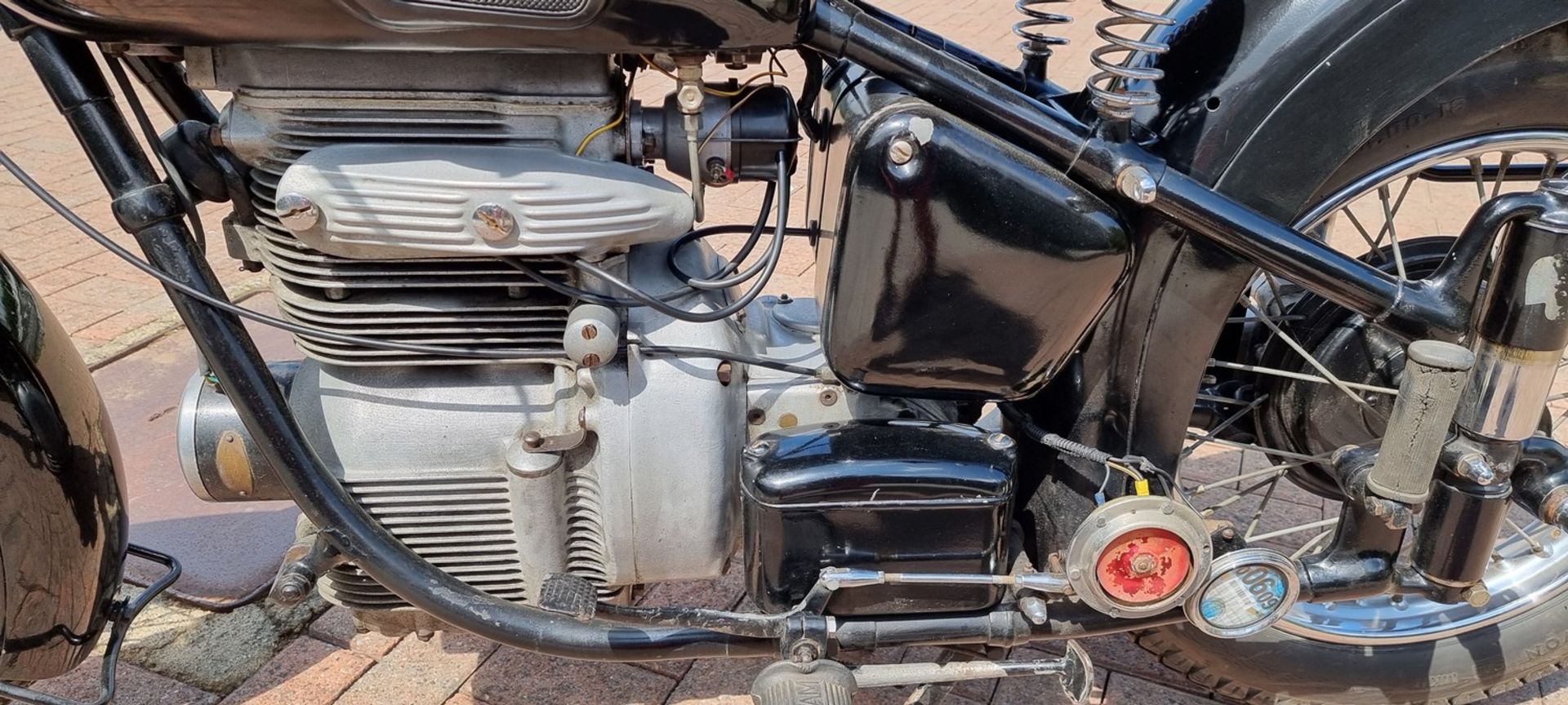 1958 Sunbeam S8, 500cc. Registration number 352 XVL (non transferrable). Frame number S8 8632. - Image 9 of 13