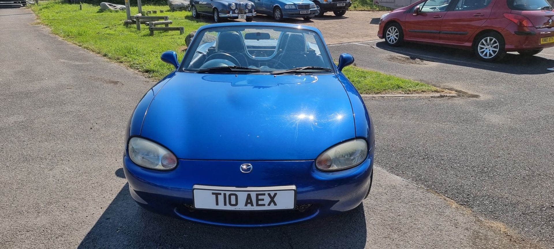 1999 Mazda MX5 10th Anniversary, 1800cc. Registration number T10AEX. Chassis number - Image 3 of 16