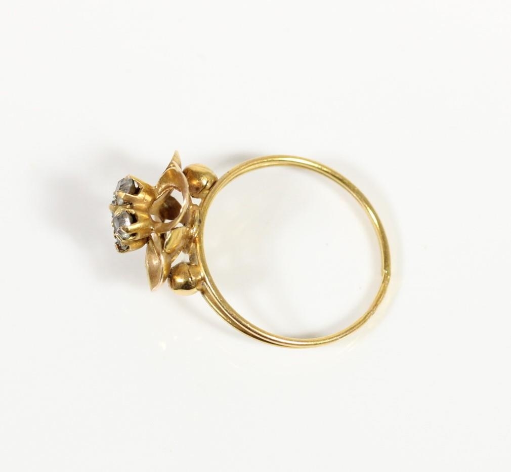 A pair of Egyptian gold floral cluster rings, L and N, 3.8gm - Image 2 of 3