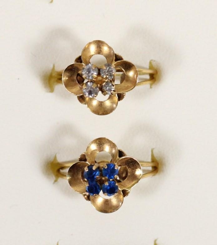 A pair of Egyptian gold floral cluster rings, L and N, 3.8gm