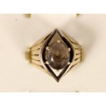 A 9ct gold and smokey quartz dress ring, L, 5.1gm