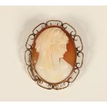 A 9ct gold cameo brooch, depicting a lady, 42 x 36mm, 10.2gm