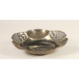 A Victorian silver bon bon dish, Birmingham 1900, of pierced lobed form, 13.5cm, 3oz.