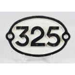 A NER/LNER oval bridge plate 325