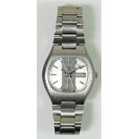 Seiko 5, a stainless steel day/date automatic gentleman's wristwatch, case number721936