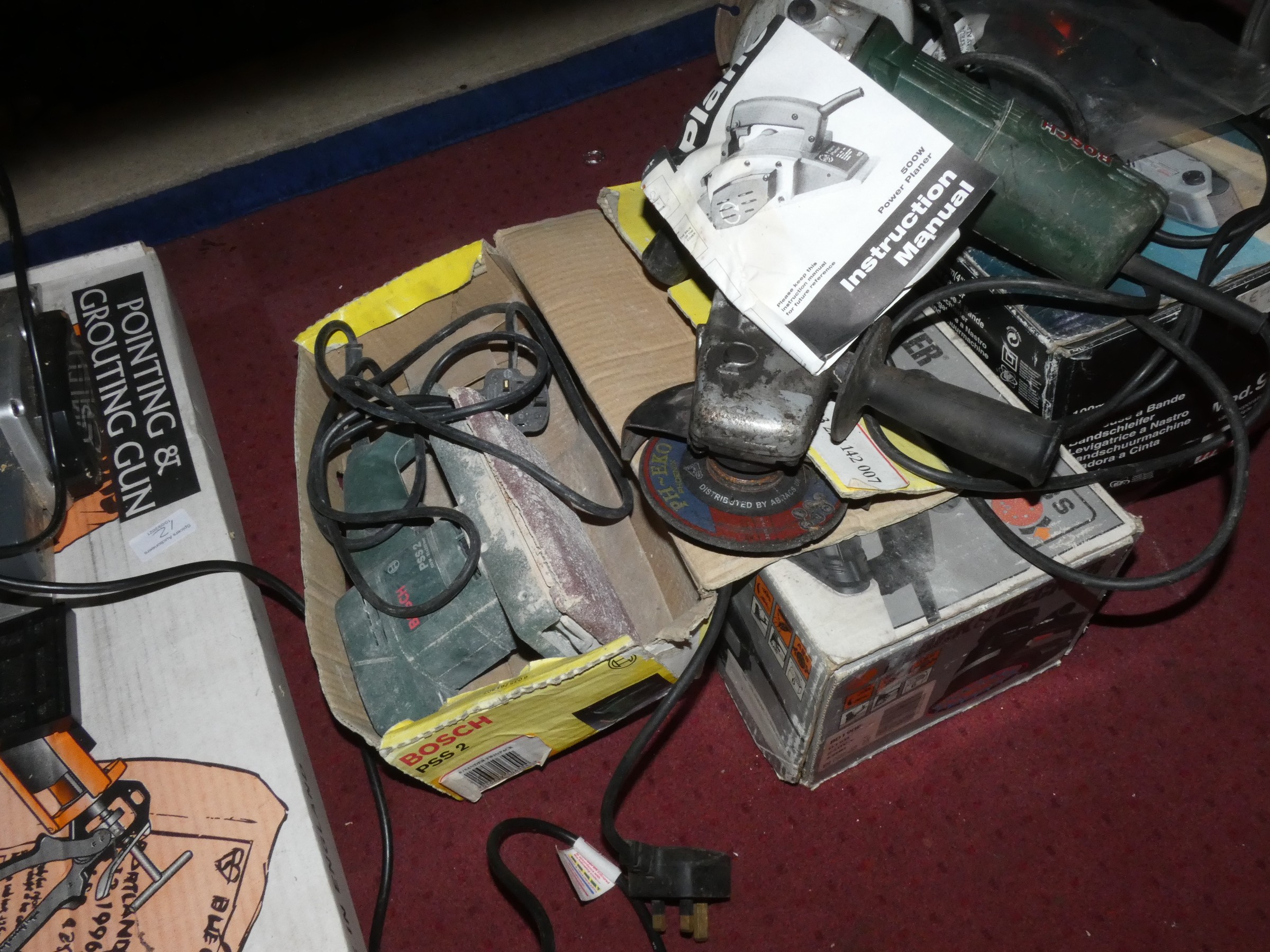 A collection of power tools to include a Bosch PSS2 Orbital Sander, Black and Decker Random Orbit - Image 2 of 2