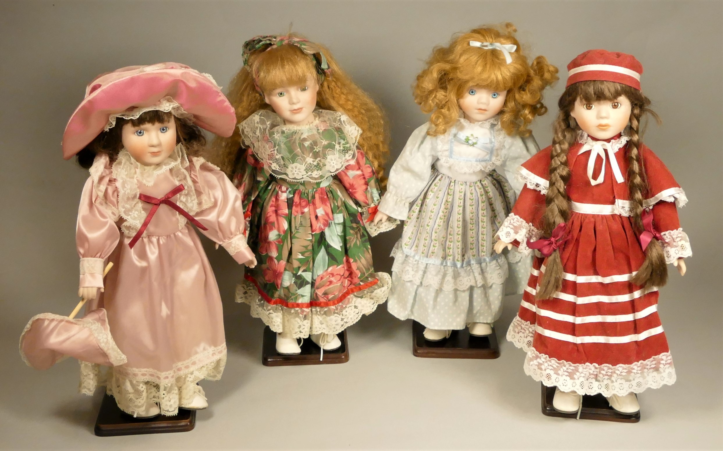 A collection of modern porcelain dolls to include 'The Classique Collection' together with five