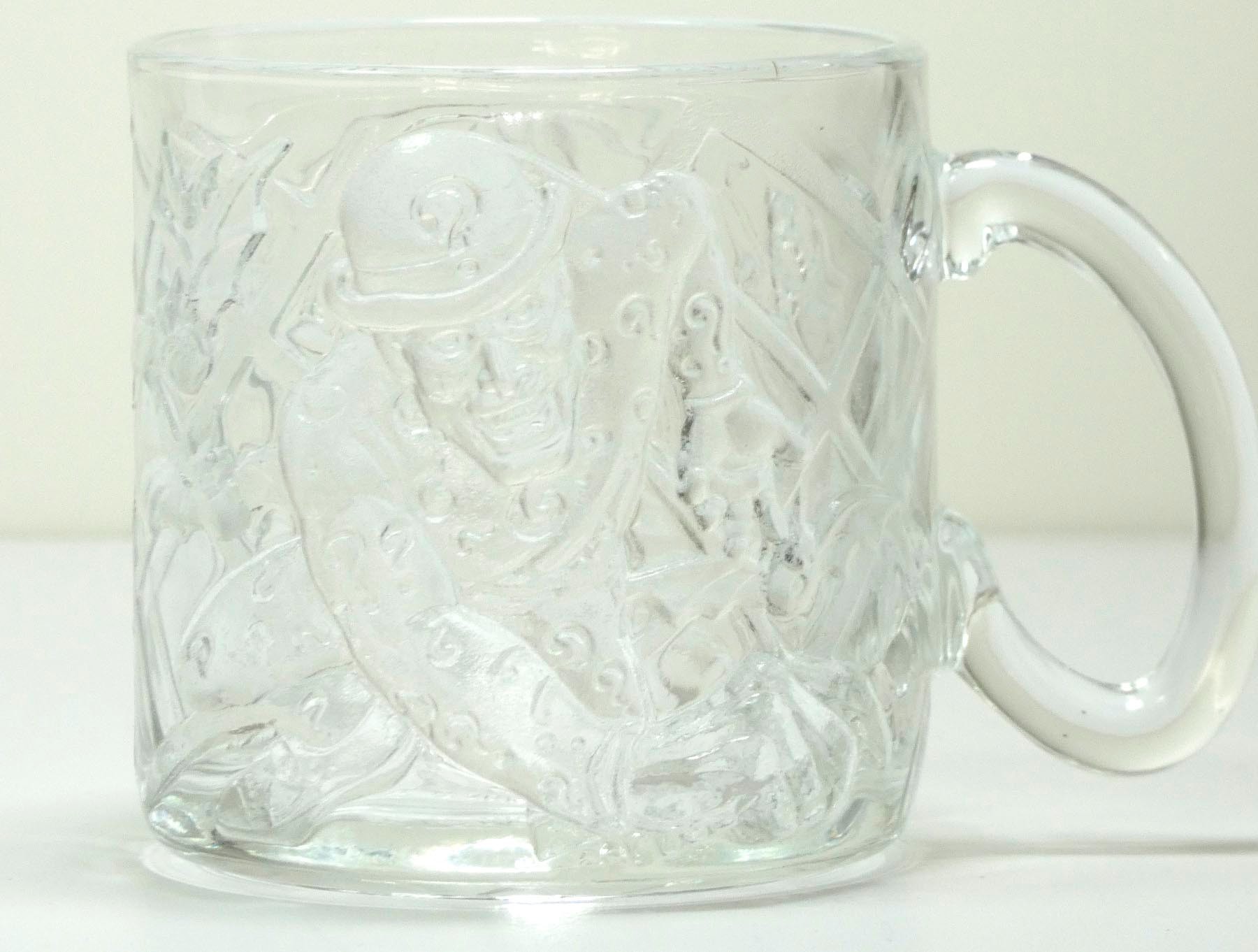 A set of four Batman Forever (1995) glass mugs, available to purchase from McDonalds stores to - Image 7 of 13