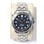 Omega Seamaster Professional 300m Stainless steel gentleman's quartz wristwatch, the round blue dial