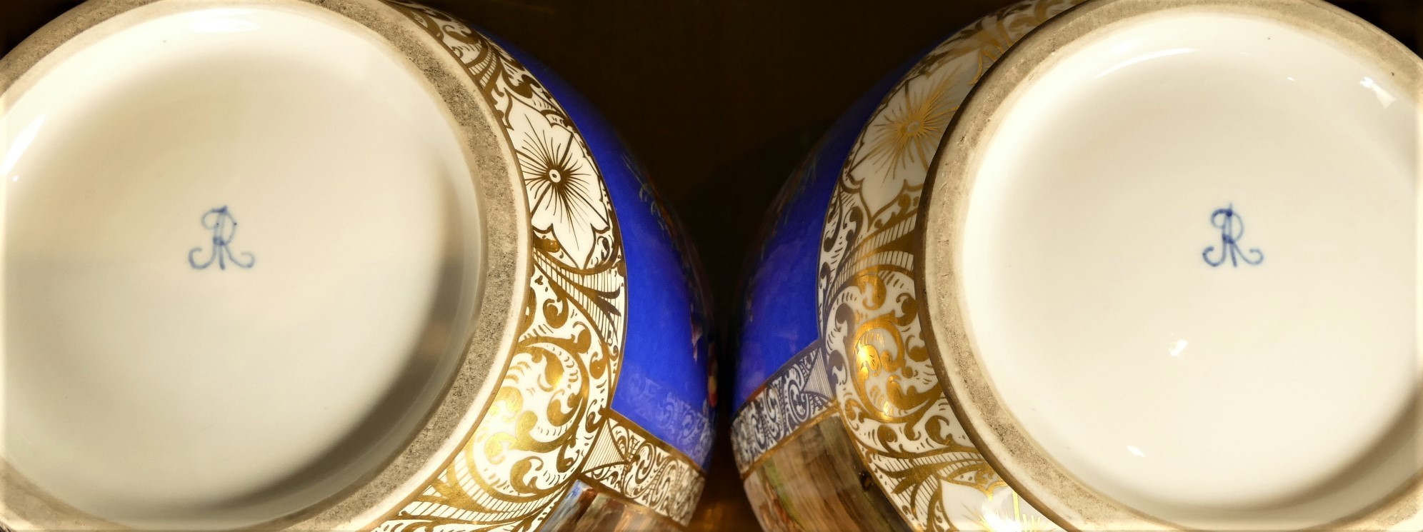 A large pair of 19th century Dresden porcelain, urns with covers, underglaze blue Augustus Rex mark, - Image 5 of 14