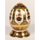Royal Crown Derby 1128 Old Imari pattern LVIII, a small egg and cup, gold mark, 8.5cm.
