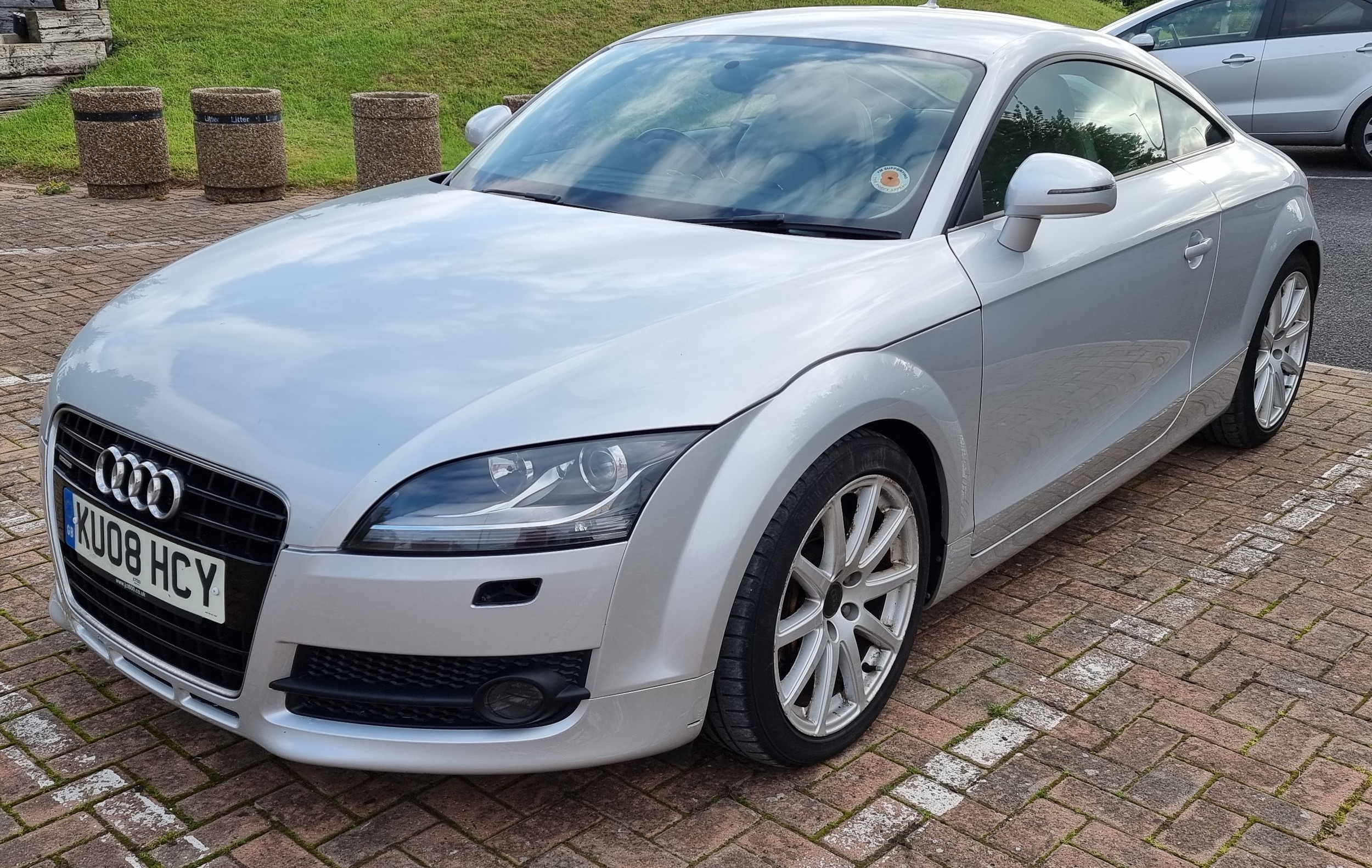 2008 Audi TT Quattro, 3,189cc. Registration number KU08 HCY. Chassis number TRUZZZ8JX81033873.