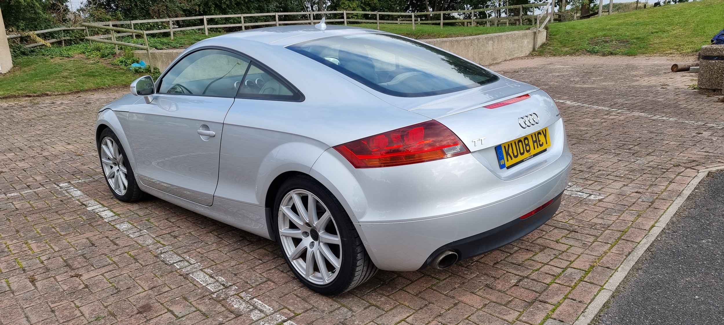 2008 Audi TT Quattro, 3,189cc. Registration number KU08 HCY. Chassis number TRUZZZ8JX81033873. - Image 5 of 16