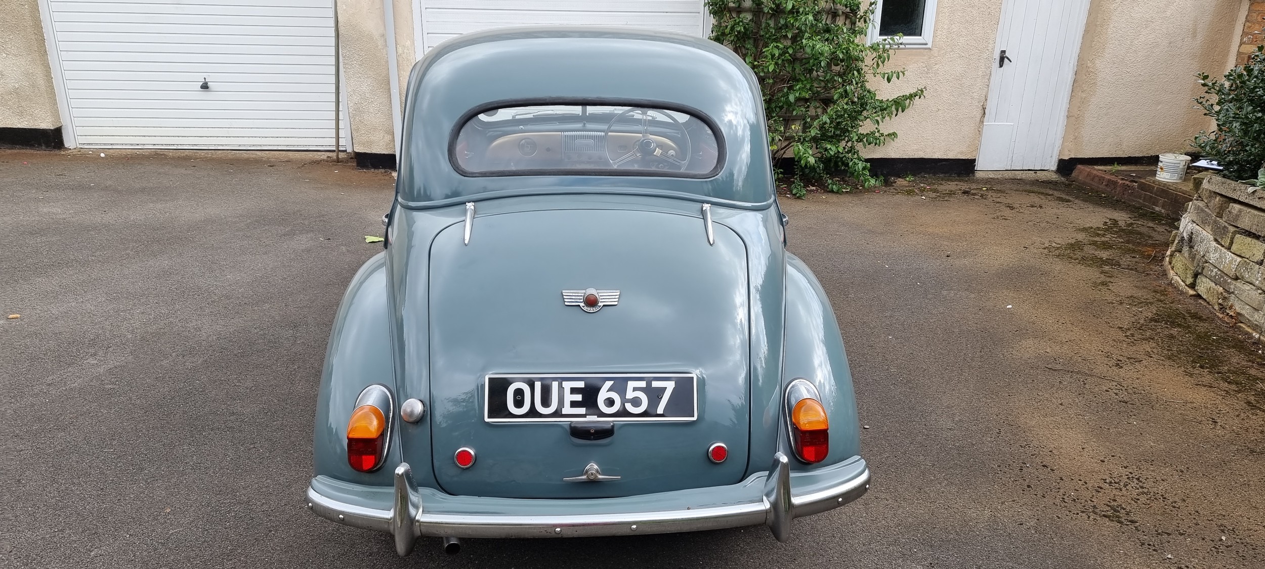 1954 Morris Minor, 1098cc. Registration number OUE 657. Chassis number FAJ-11/244273. Engine - Image 6 of 17