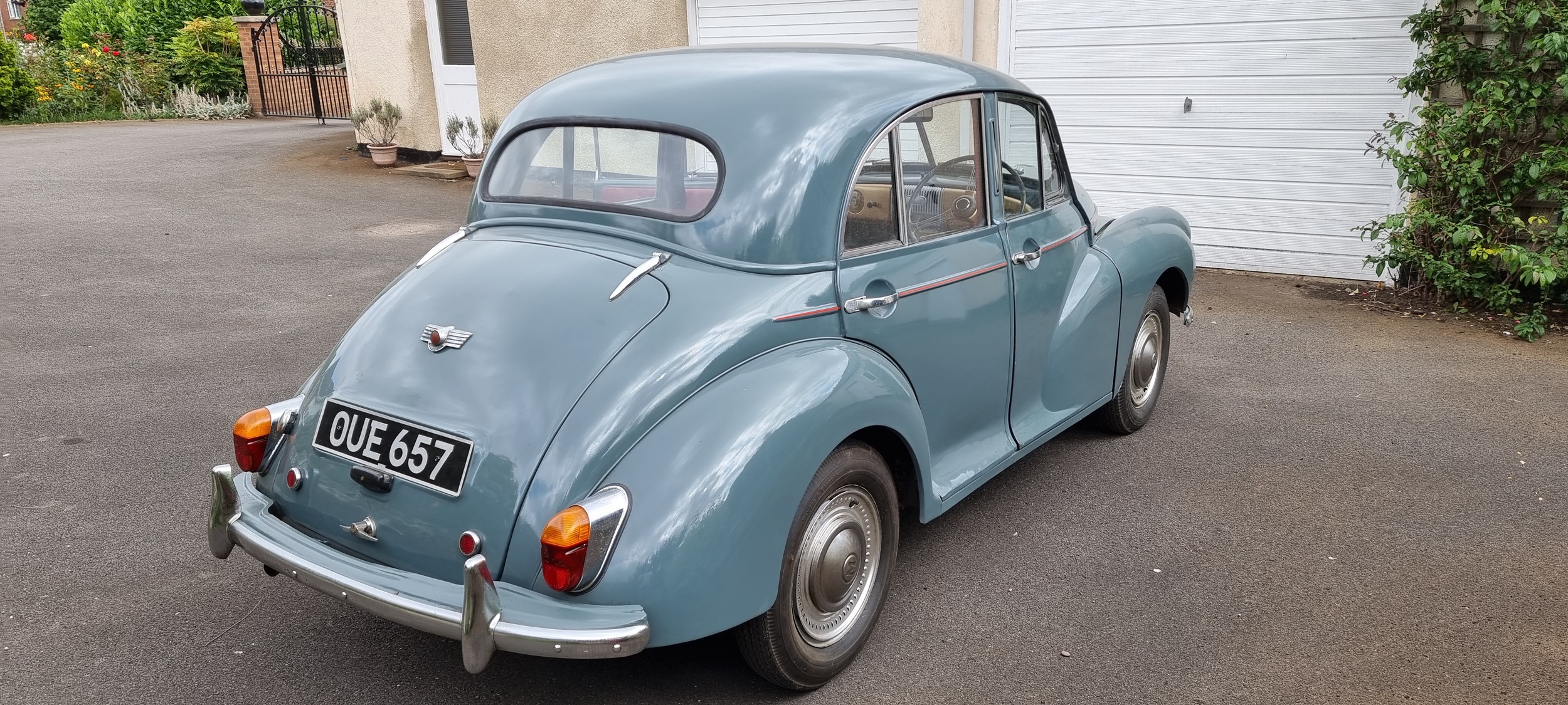 1954 Morris Minor, 1098cc. Registration number OUE 657. Chassis number FAJ-11/244273. Engine - Image 4 of 17