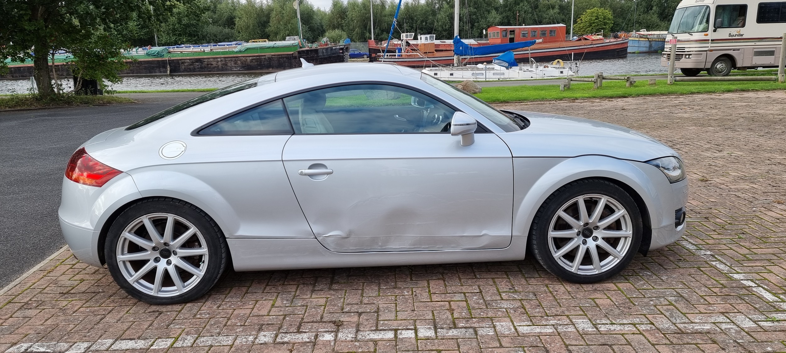 2008 Audi TT Quattro, 3,189cc. Registration number KU08 HCY. Chassis number TRUZZZ8JX81033873. - Image 7 of 16