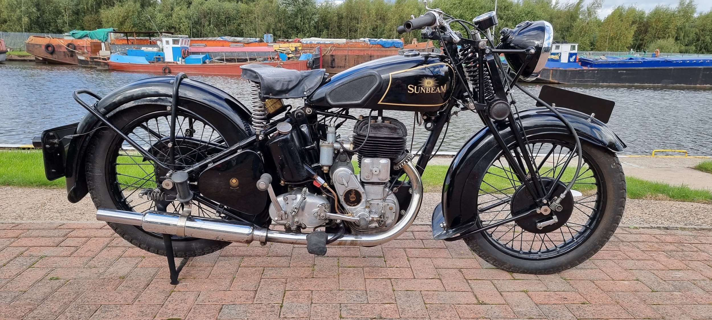 1937 Sunbeam Model 6 Lion, 492cc. Registration number 509 UXP (non transferrable). Frame number