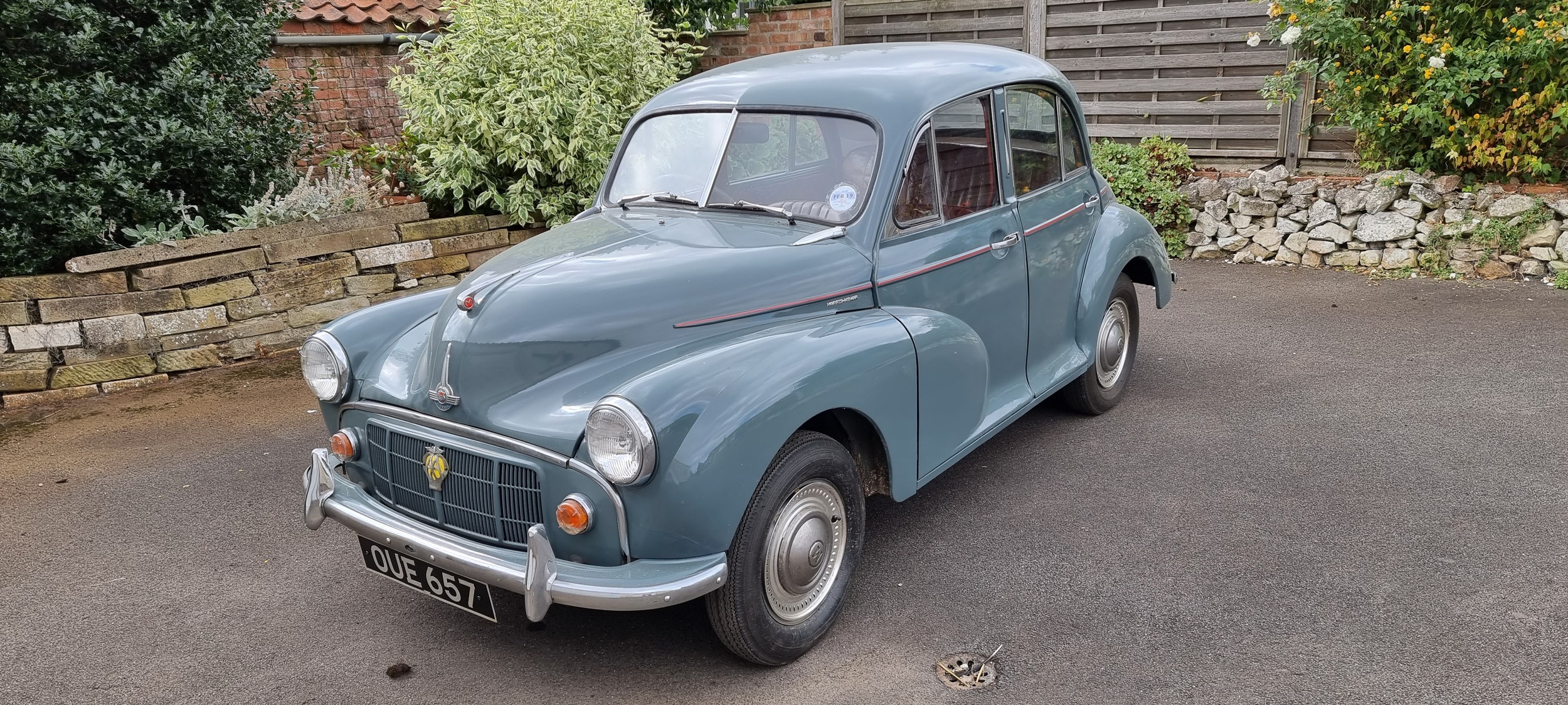 1954 Morris Minor, 1098cc. Registration number OUE 657. Chassis number FAJ-11/244273. Engine - Image 2 of 17