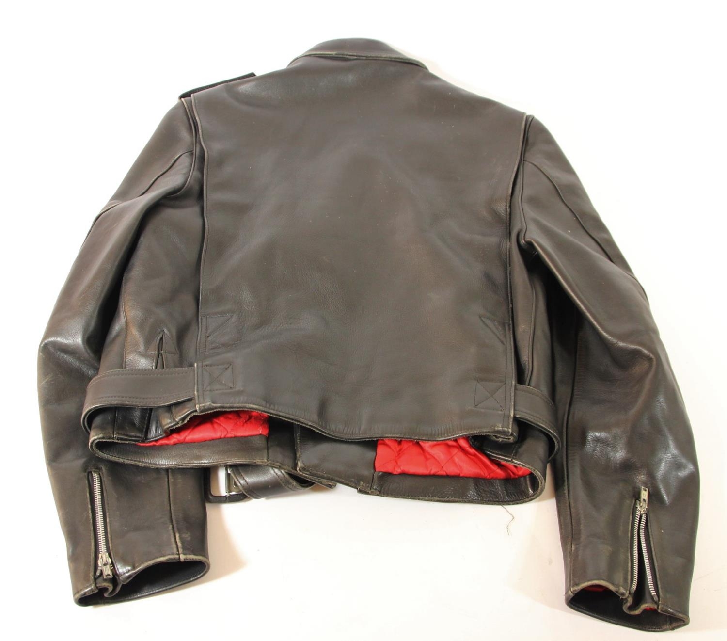 A Lewis leathers jacket, size 42 and a pair of Frank Thomas trousers, size 38. - Image 5 of 7