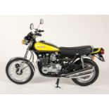 Minichamps 1;6 scale die cast Classic Bike series, Kawasaki 900 Z1, 1973 with yellow tank,