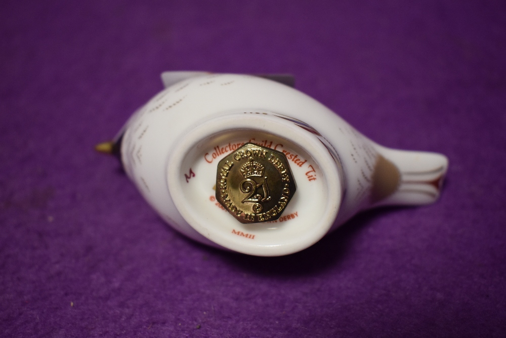 A Royal Crown Derby paperweight Crested Tit with gold stopper - Image 2 of 2