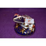 A Royal Crown Derby paperweight Imari Frog with gold stopper