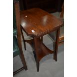 An early 20th Century oak occasional table