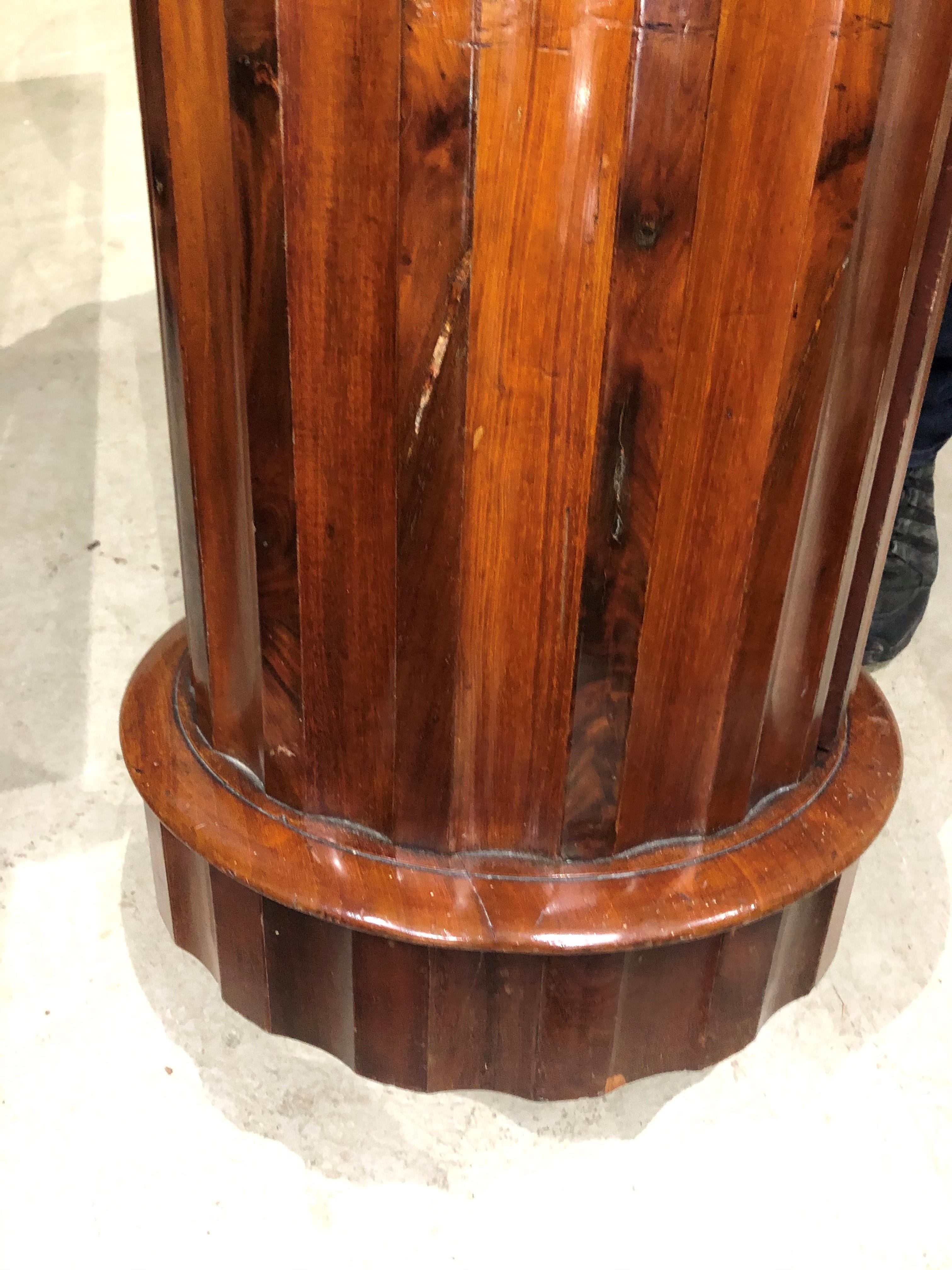 A 19th Century mahogany plant stand having marble inset top - Image 2 of 3