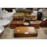 A selection of jewellery trinket and similar cases and boxes also two collectable tins