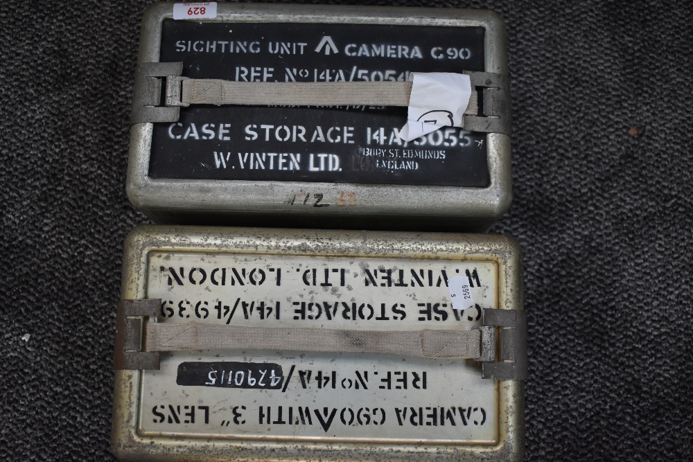 An R Vinten ltd G90 Sighting Camera in original military box (no lens) and G90 Sighting unit - Image 3 of 3