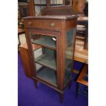 An Edwardian mahogany and inlaid display cabinet of small proportions, approx width 59cm height